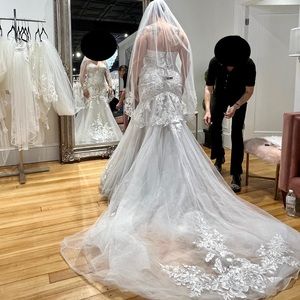 Brand new dress never had a wedding size 14